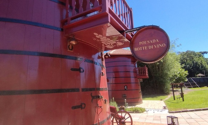 Garibaldi Hotel | Experience Comfort at Pousada Botte di Vino with Breakfast