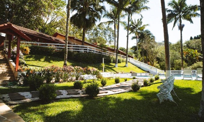 Extrema Hotel | Unforgettable Stay at Pousada Boutique Mercedes with Pool