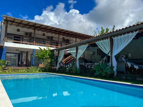 Arraial d'Ajuda Hotel | Beachfront Bliss at Aqui Bate a Brisa Pousada - 9.2/10