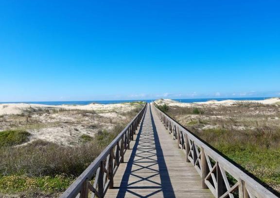 Ararangua Hotel | Pet-Friendly Pousada Brisamar with Private Beach Access