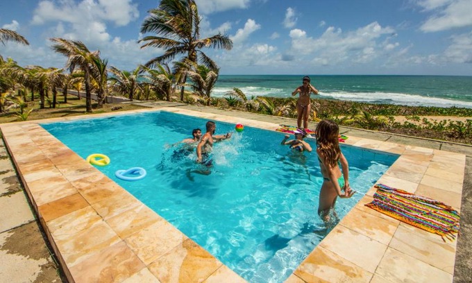 Alcacus Hotel | Pet Friendly Pousada Cabanas de Búzios with Ocean Views