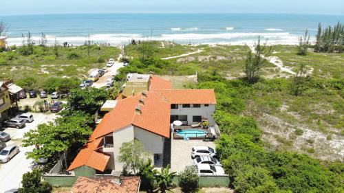 Garopaba Hotel | Beachfront Bliss at Pousada Caminho do Mar in Madhouze