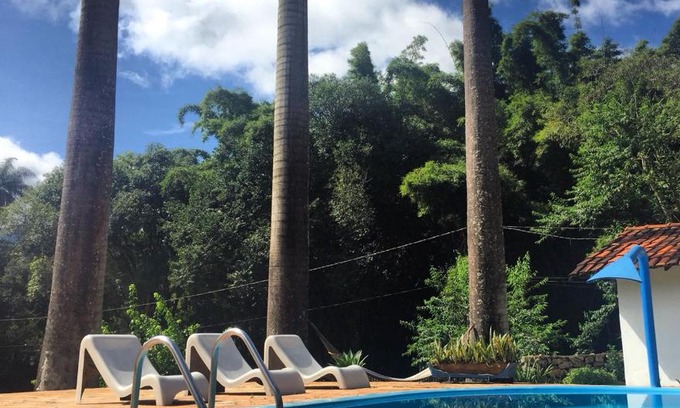 Piedade do Paraopeba Hotel | Discover Pousada Cantinho do Mundo: Oceanfront Bliss