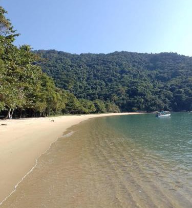 Ilha Grande House | Pet-Friendly Oceanfront Retreat at Pousada Carrossel