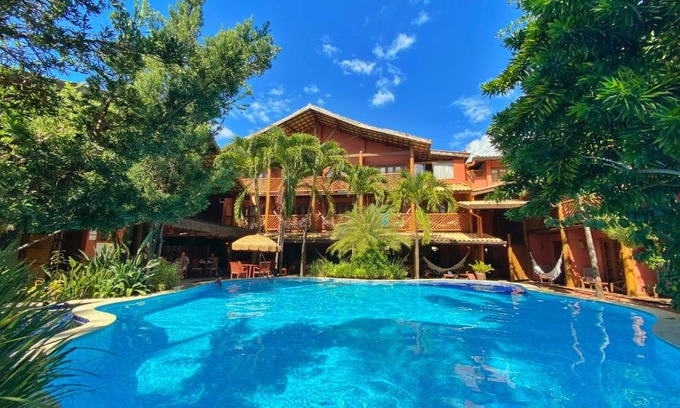 Praia do Forte Hotel | Relax at Pousada Casa do Forte: Pool & Hot Tub Retreat