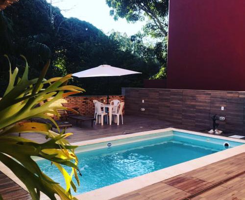 Itaperuna Apartment | Pet-Friendly Pousada Casa do Jova with Ocean Views
