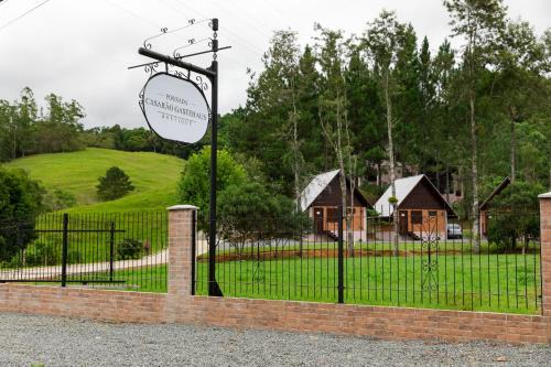 Pomerode Hotel | Pet-Friendly Pousada Casarão Gastehaus with Pool Access