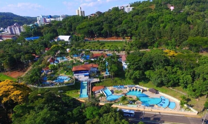 Piratuba Hotel | Discover Pousada Center Piratuba: Rated 8.8, Family-Friendly Retreat