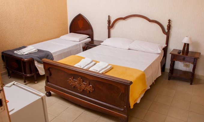 Tremembe Hotel | Exceptional Pousada Chácara Maria da Graça with Pool & Pets