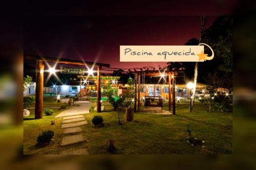 Santo Antonio do Pinhal House | Elegant Pousada Chale Luiz: 4-Star Retreat with Pool & Pets