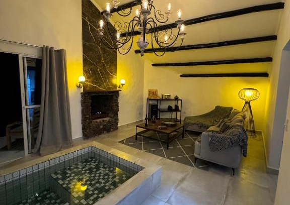 Sao Thome das Letras Hotel | Experience Pousada Chalé da Montanha with Oceanfront Views