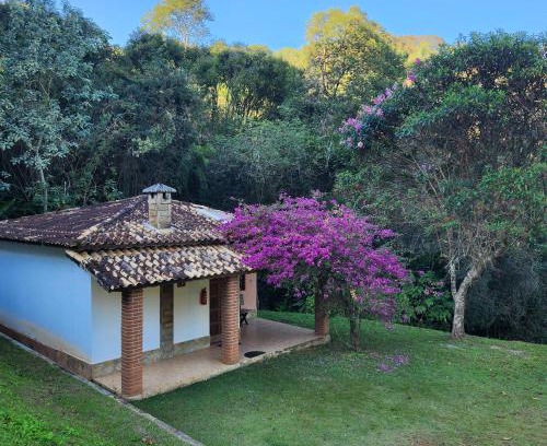 Pinhalzinho Hotel | Pet-Friendly Escape at Pousada Cheiro de Mato - Rated 9/10