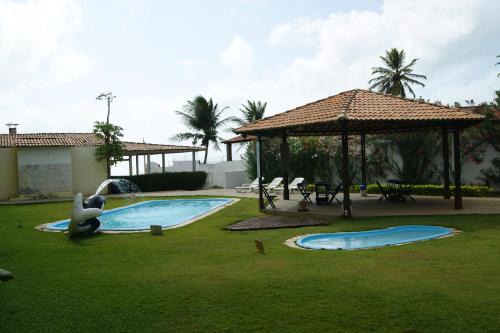 Maracajau Hotel | Relax at Pousada Corais de Maracajaú with Oceanfront Views