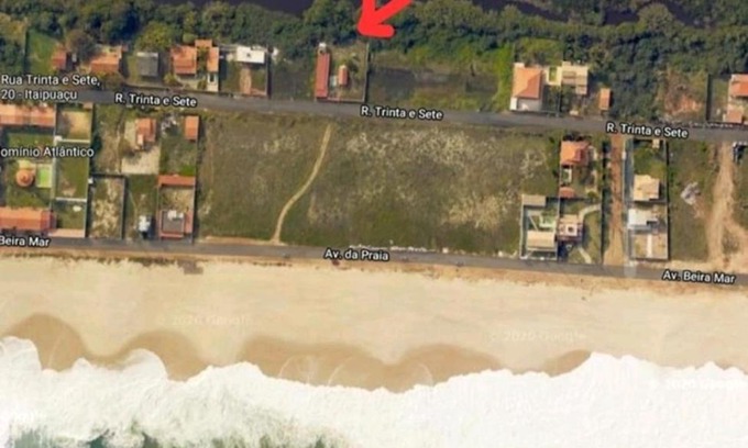 Itaipuacu Hotel | Beachfront Pousada da Praia: Pet-Friendly with Ocean Views