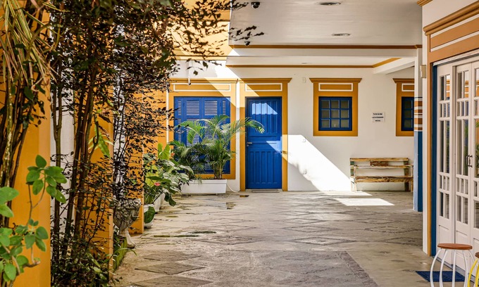 Centro Hotel | Discover Pousada da Tina: Guest Rated 9/10 with Breakfast