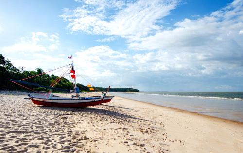Salvaterra Hotel | Discover Pousada das Estrelas: Ocean View & Pool Access