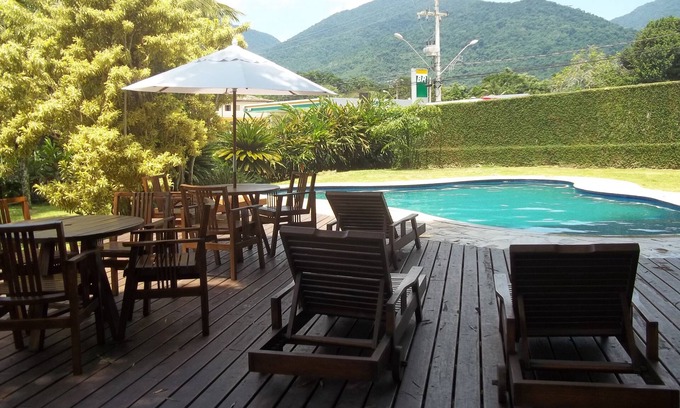 Centro Comercial Hotel | Discover Pousada Das Maritacas: Pool & Breakfast Awaits