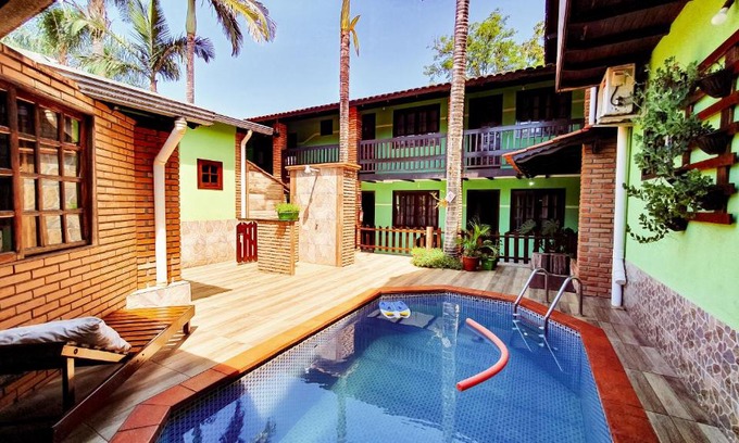 Foz do Iguacu Hotel | Family-Friendly Retreat at Pousada do Alemão with Pool