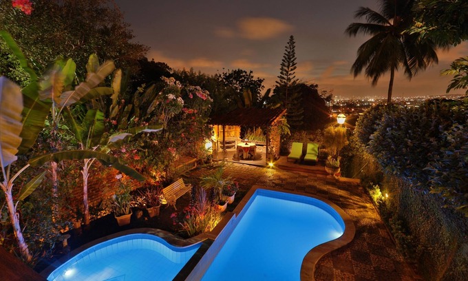 Olinda Historical Center Hotel | Budget-Friendly Stay at Pousada do Amparo with Pool & Dining