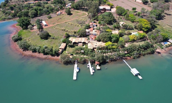 Guape Hotel | Unwind at Pousada do Lago Dutra with Pool & Ocean View
