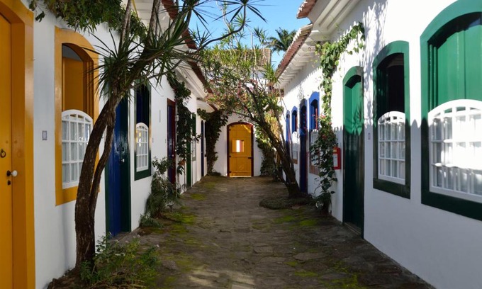 Historic Center Hotel | Relax at Pousada do Ouro with Oceanfront Views & Spa
