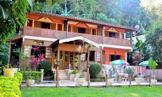 Pontal Hotel | Relax at Pousada Dom Angelo with a Pool and Great Reviews