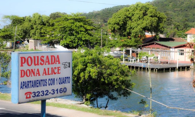 Barra da Lagoa Hotel | Family-Friendly Retreat at Pousada Dona Alice - 10/10 Rating