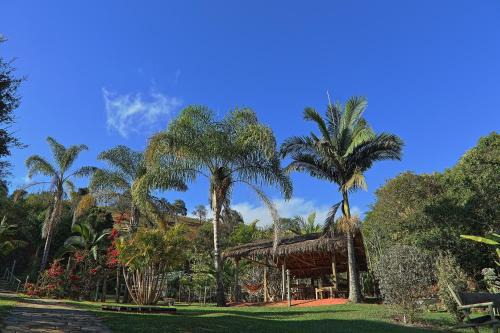 Cunha Hotel | Delightful Stay at Pousada Dona Felicidade with Pool & Breakfast