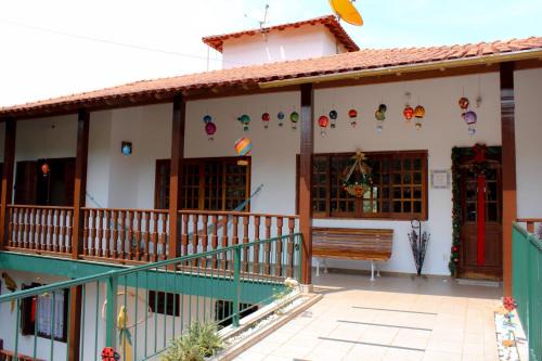 Vale dos Pinheiros Hotel | Pet-Friendly Pousada dos Ventos with Ocean View and Pool
