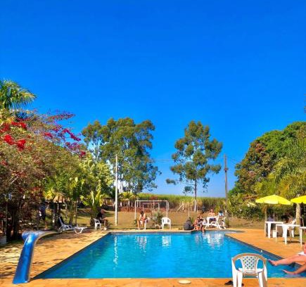 Artur Nogueira Hotel | Relax at Pousada Dos Ypês with Oceanfront Pool Access