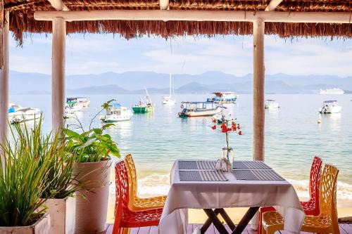 Praia de Aracatiba Hotel | Seaside Serenity at Pousada e Mergulho Dolce Vita