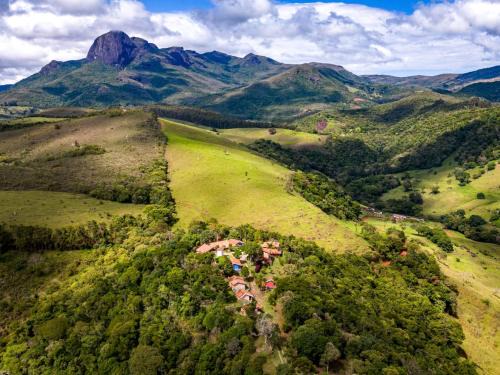 Aiuruoca Hotel | Pet-Friendly Pousada Estalagem Mirante with Hot Tub
