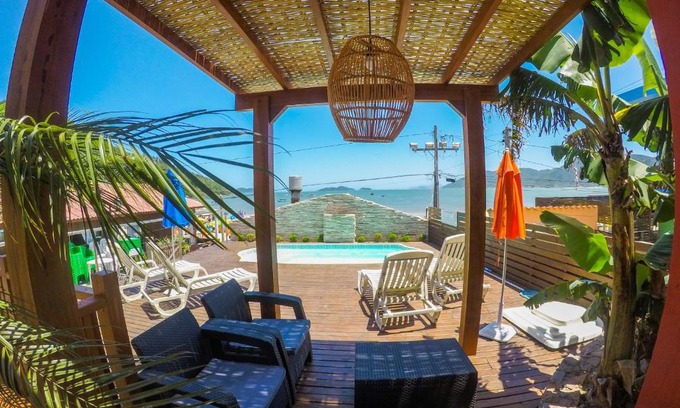 Pantano do Sul Hotel | Oceanfront Pousada Estrelas no Mar in Florianópolis