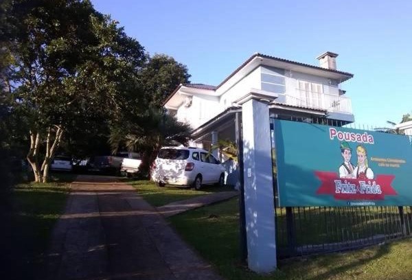 Country Hotel | Budget-Friendly Pousada Fritz & Frida with Family Amenities