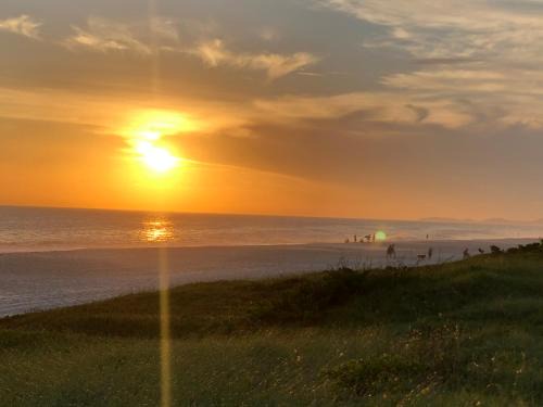 Praia da Vila Hotel | Oceanfront Paradise at Pousada Girassol - Pet Friendly Stays
