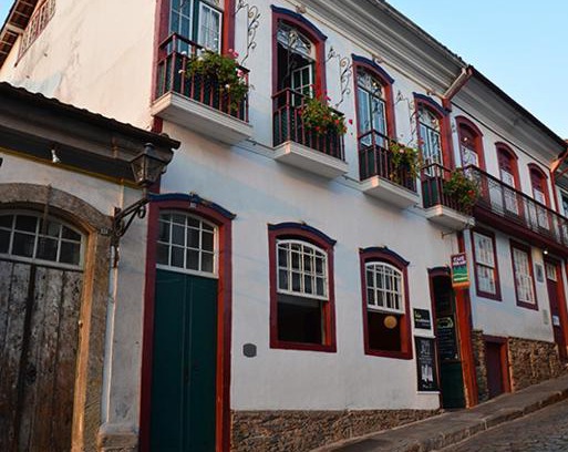 Ouro Preto Hotel | Top-Rated Pousada Guignard with Breakfast & Kitchen Amenities