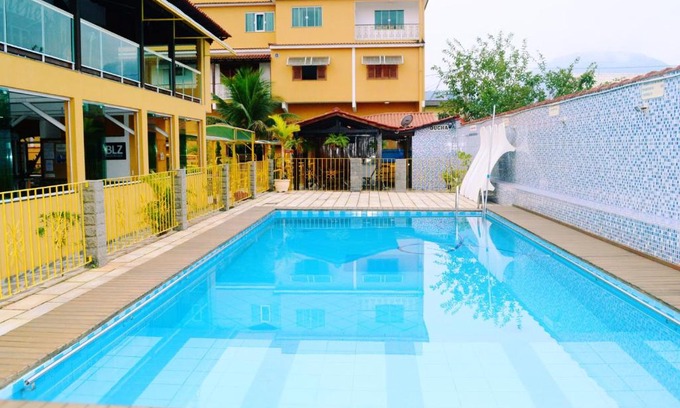 Pereque Hotel | Affordable Pousada H&D: Family-Friendly with Pool Access