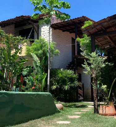 Praia do Frances Hotel | Discover Pousada Hostal das Estrelas: Pet-Friendly Retreat