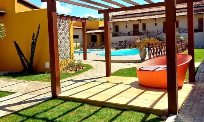 Sao Miguel de Touros House | Find Comfort at Pousada Império: Pool and Family-Friendly