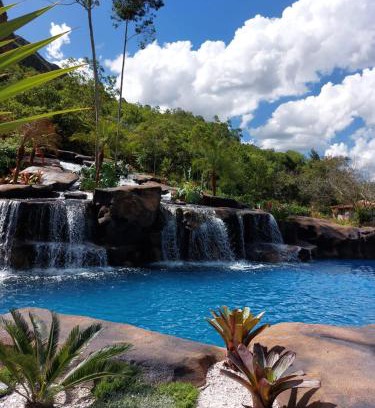 Capitolio Hotel | Pet-Friendly Pousada Jipe Canastra with Pool & Hot Tub