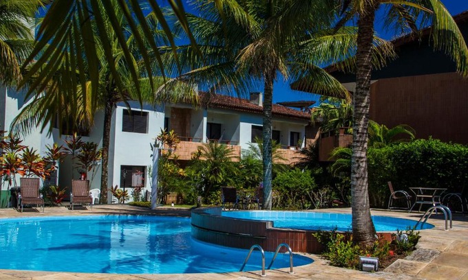 Boicucanga Beach Hotel | Relaxing Getaway at Pousada Larimor with Ocean View