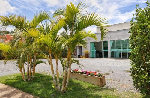Capitolio Hotel | Top-Rated Pousada Limas Suites: Family-Friendly & Accessible