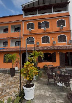 Conceicao de Jacarei Hotel | Oceanfront Pousada Lisamar: Family-Friendly Getaway