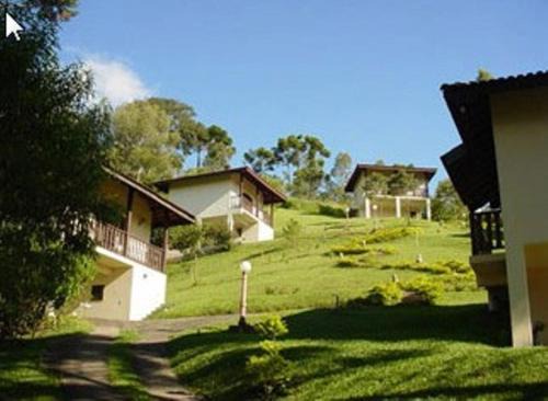 Santo Antonio do Pinhal Hotel | Exceptional Stay at Pousada Lua e Sol with Pool & Breakfast