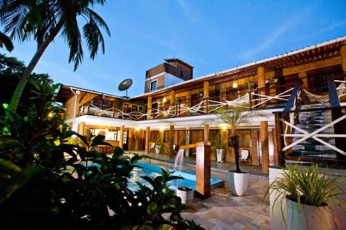 Praia do Frances Hotel | Discover Pousada Lua Cheia: Oceanfront Bliss Awaits