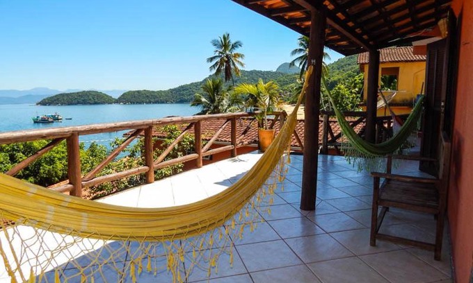 Praia de Aracatiba Hotel | Oceanfront Pousada Mar de Araçatiba with Breakfast & Views