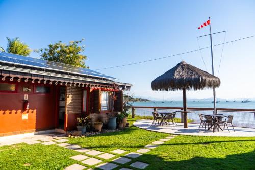 Santo Antonio de Lisboa Hotel | Pet-Friendly Pousada Mar de Dentro with Ocean View Pool