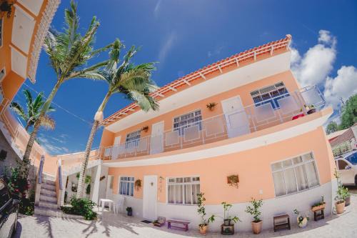 Barra da Lagoa Hotel | Budget-Friendly Pousada Maraka: Perfect for Families & Pets