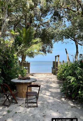 Paranagua Hotel | Family-Friendly Retreat at Pousada Marema Ilha