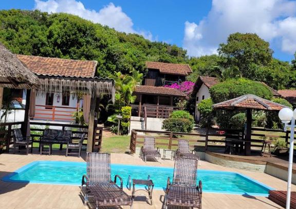 Santinho Hotel | Relax at Pousada Mares do Santinho with Oceanfront Amenities